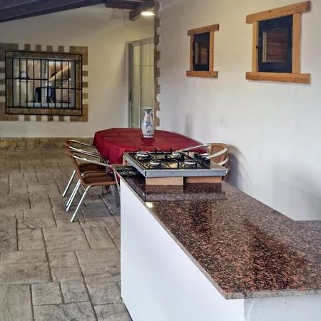 Amazing In With Sauna Holiday home Macastre